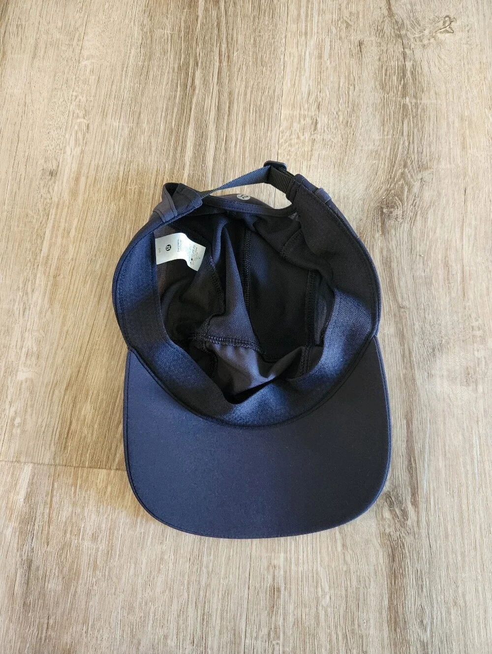 Lululemon Women's Black Fast and Free Run Hat Elite